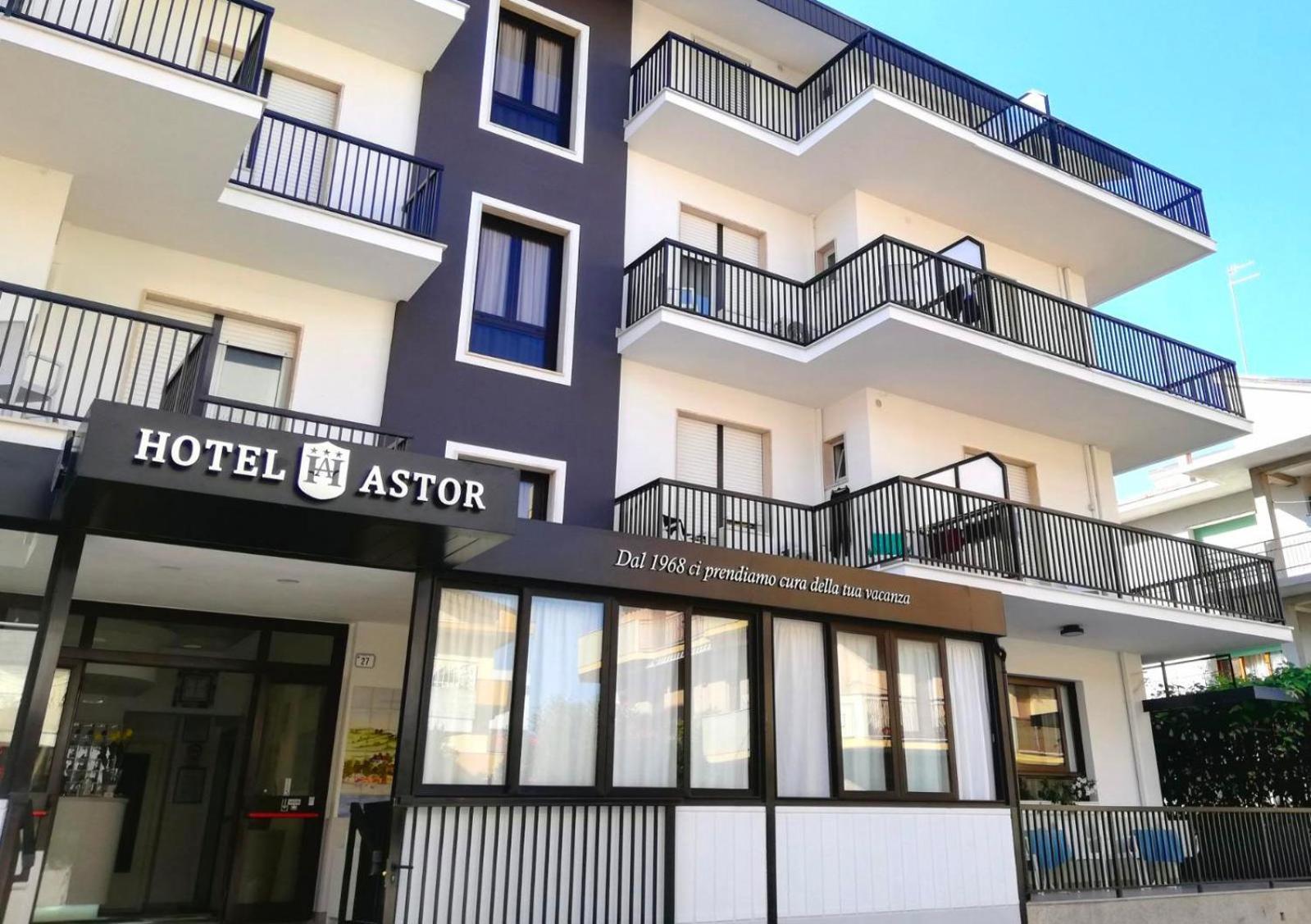 Hotel Astor Silvi Marina Kültér fotó